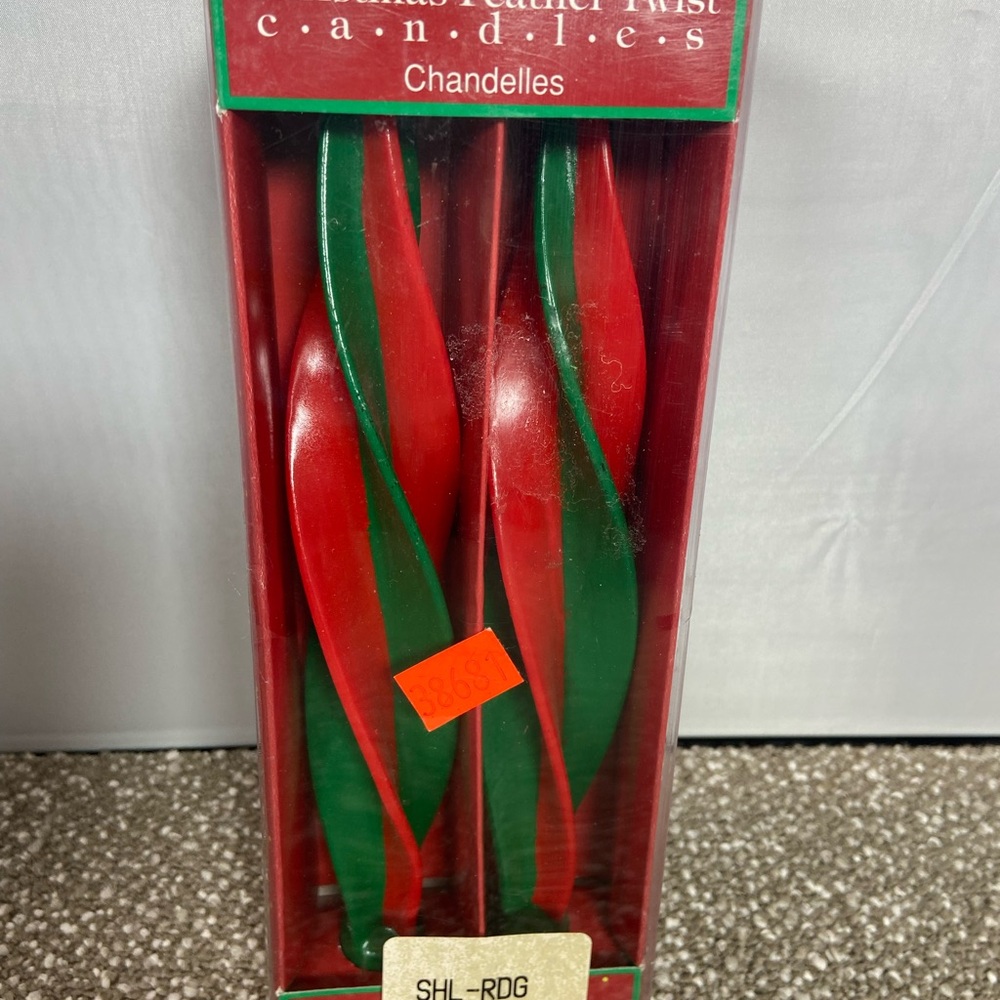 Christmas Feather Red and Green Spiral Candles 10” Tall set of 2. NWB. - Picture 3 of 5